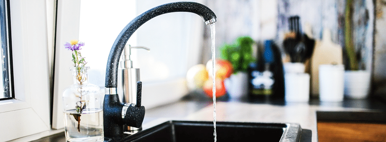 Wasser abgedreht: Gericht untersagte die Einstellung der Wasserversorgung